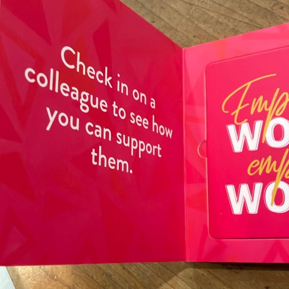 Pop-Out Coaster Book for the Boss Lady - Pink green and White - Picture 4 of 15